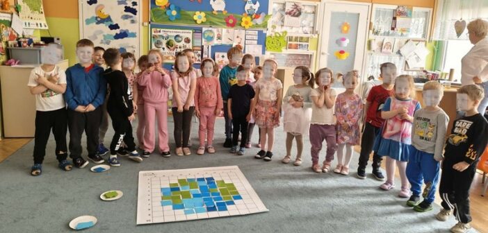 Kodowanie na dywanie – Nasza planeta Ziemia